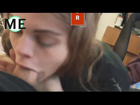 ❤️ ديك الحلق ، جوارب طويلة ممزقة والكعوب الممزقة لطيفة للقاء الفاسقات. عند٪ ar.hqpornvideos.ru٪